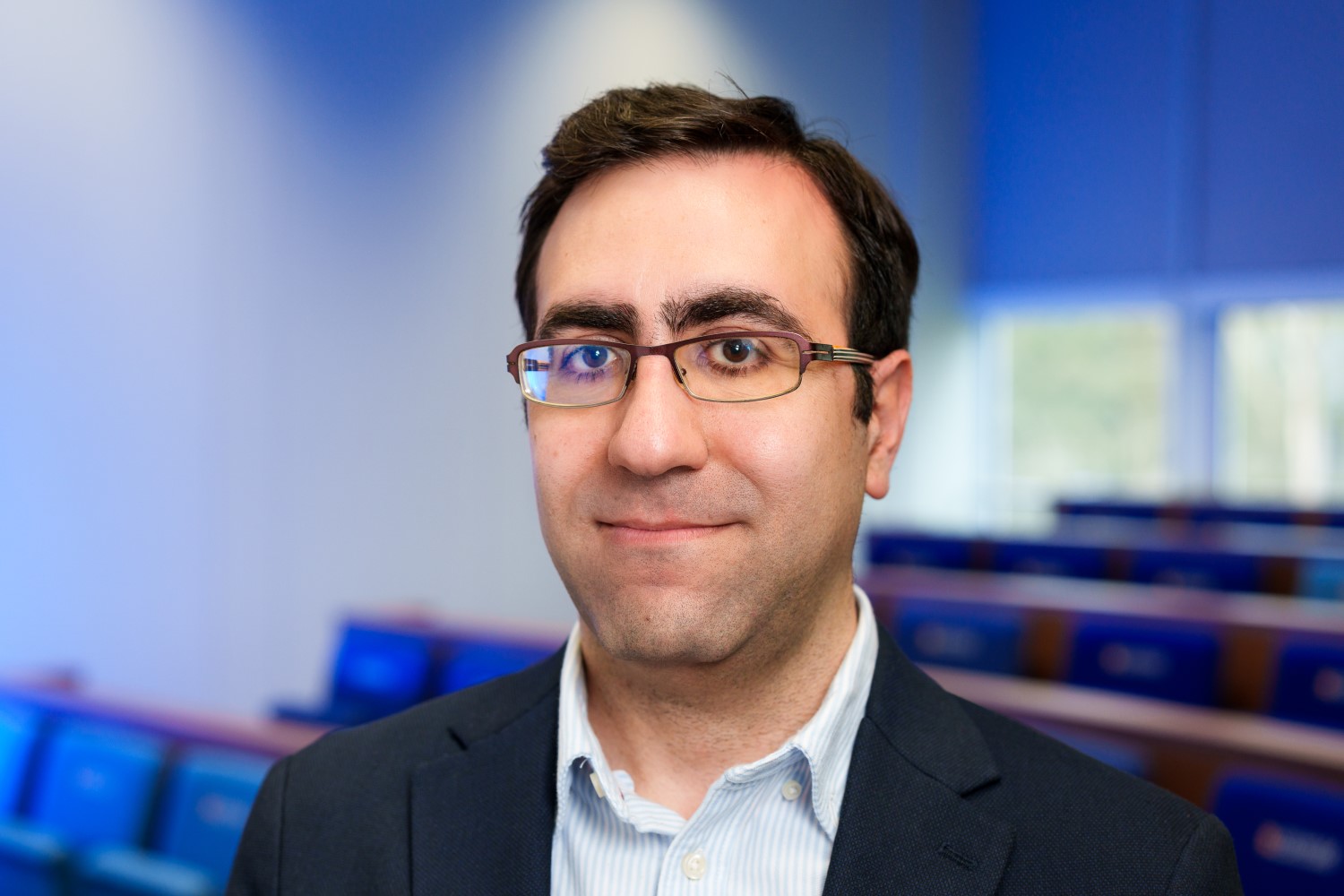 Pourya Darnihamedani headshot